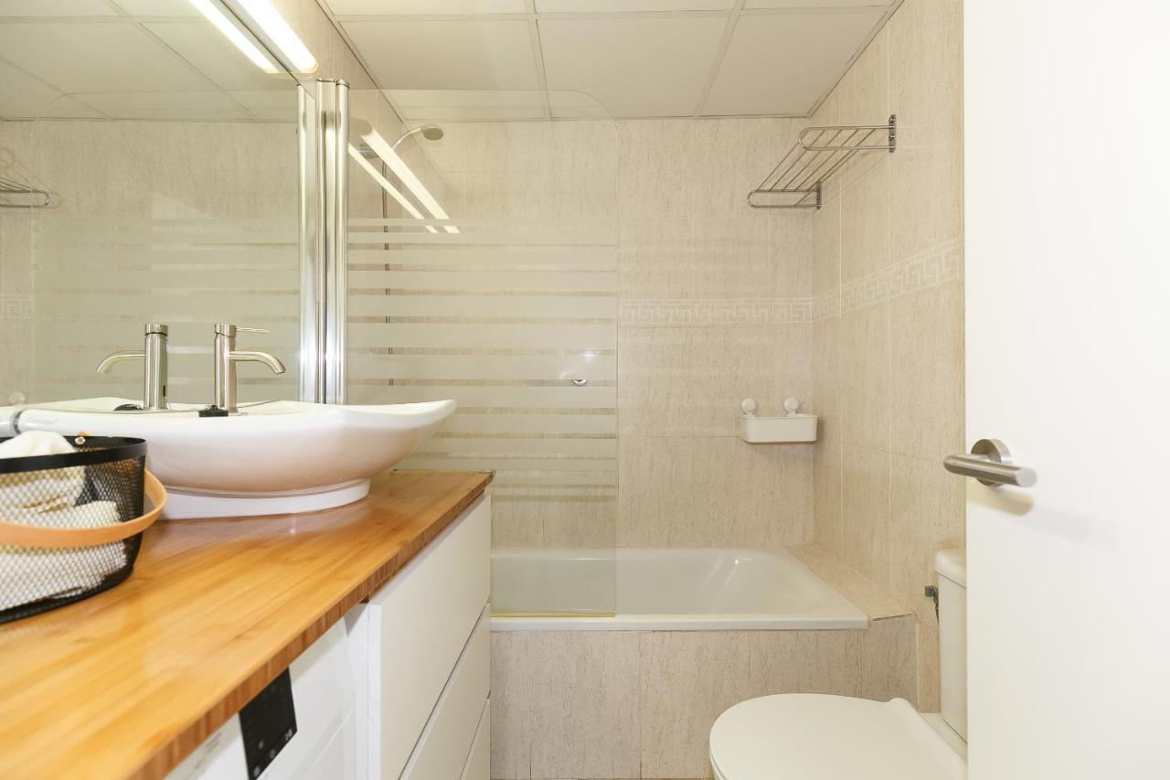 Uhc Michelangelo Apartments Salou Esterno foto