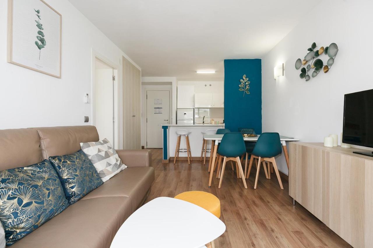 Uhc Michelangelo Apartments Salou Esterno foto