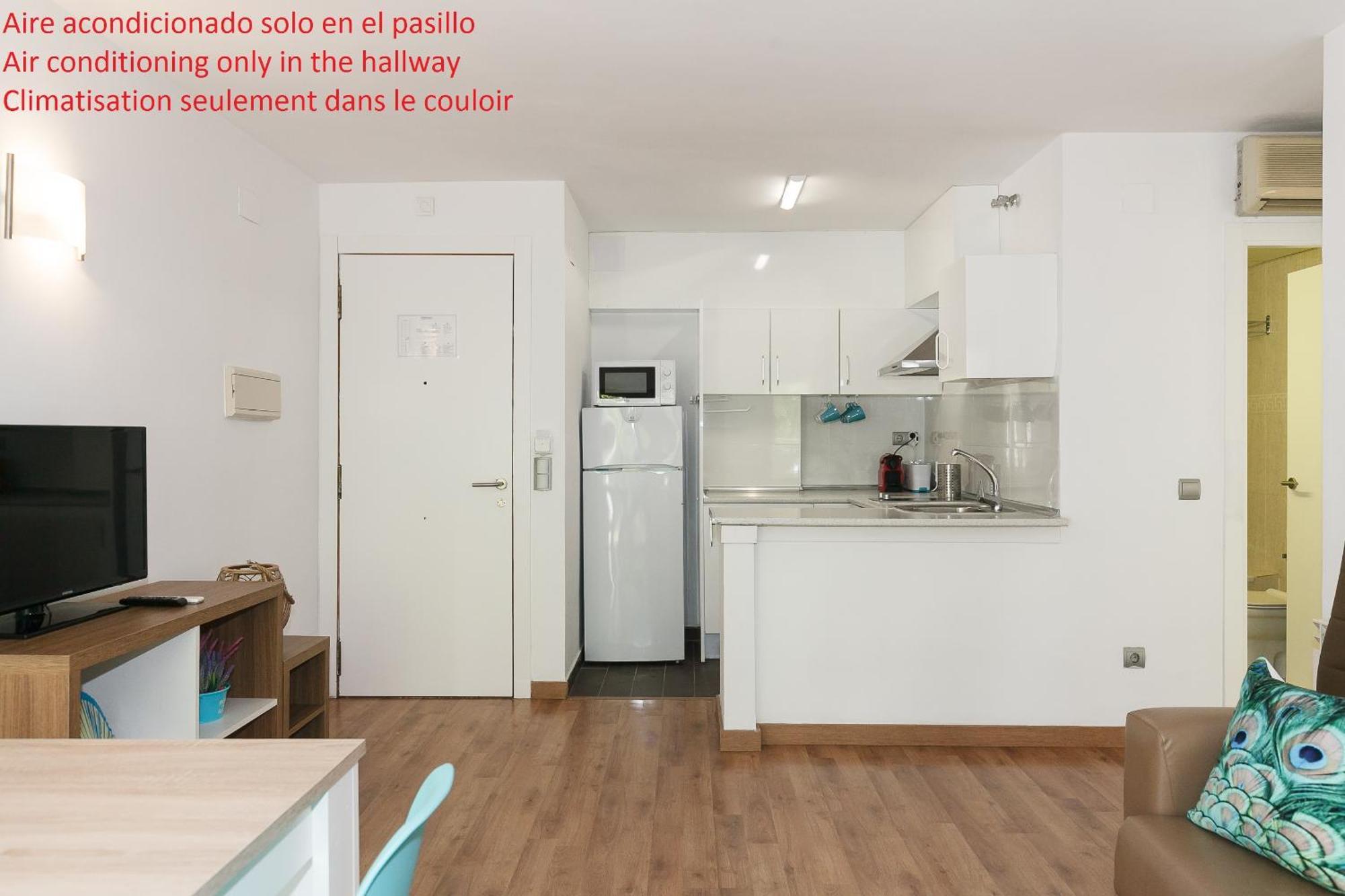 Uhc Michelangelo Apartments Salou Esterno foto