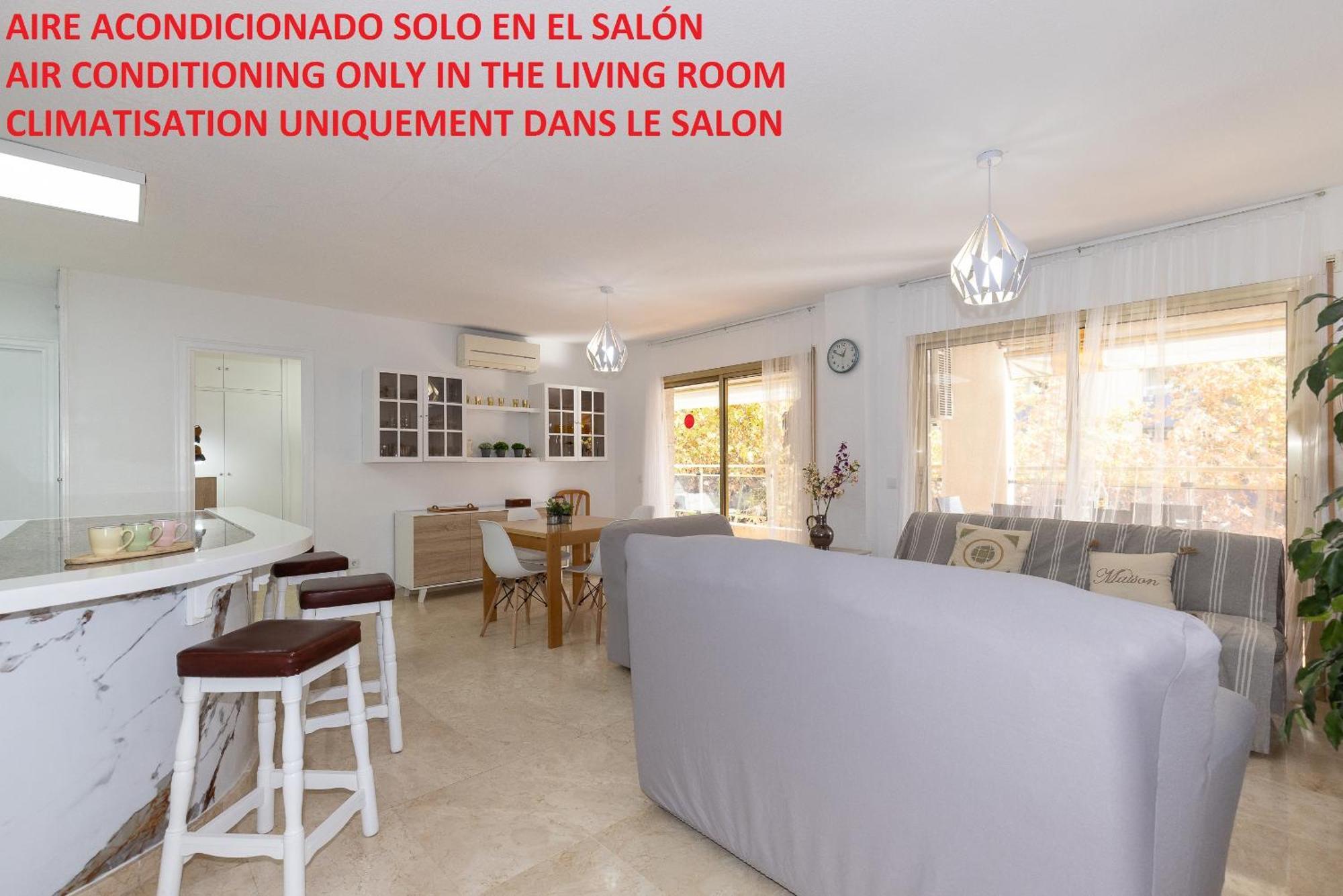 Uhc Michelangelo Apartments Salou Esterno foto