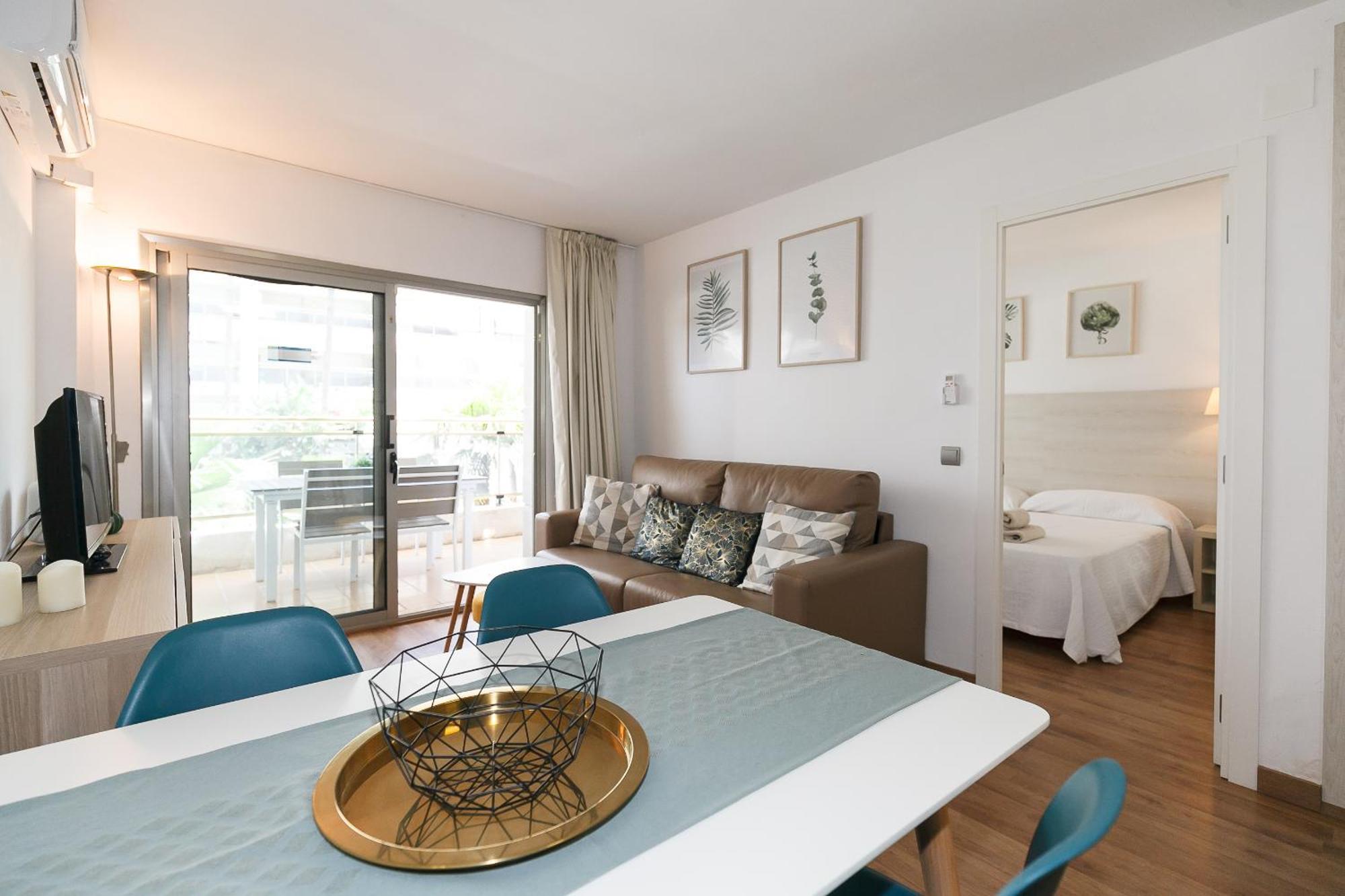Uhc Michelangelo Apartments Salou Camera foto