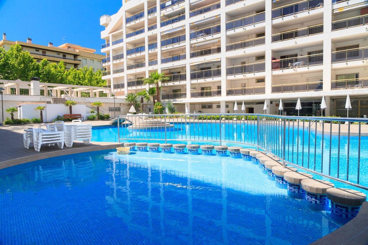Uhc Michelangelo Apartments Salou Esterno foto