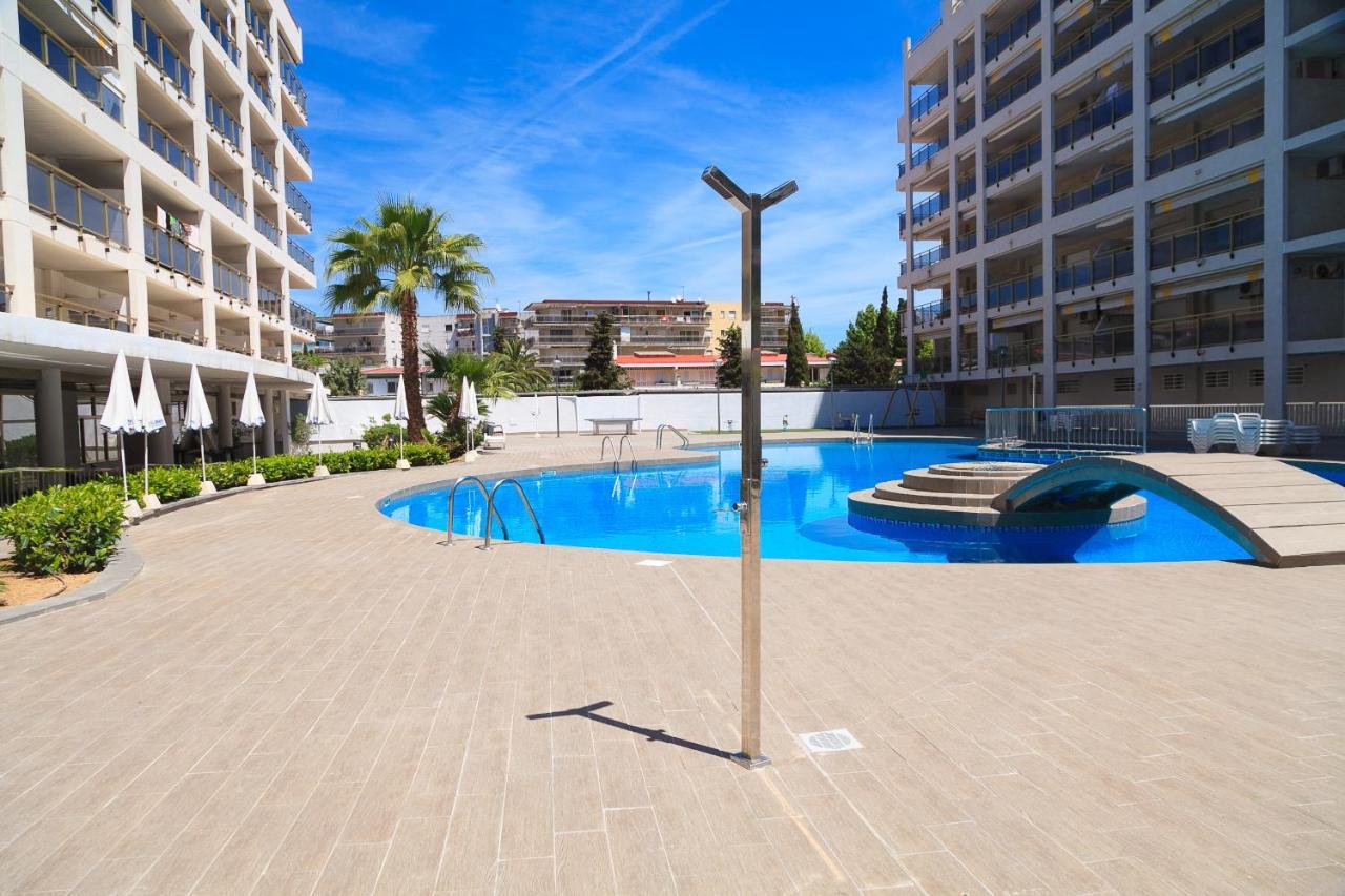 Uhc Michelangelo Apartments Salou Esterno foto