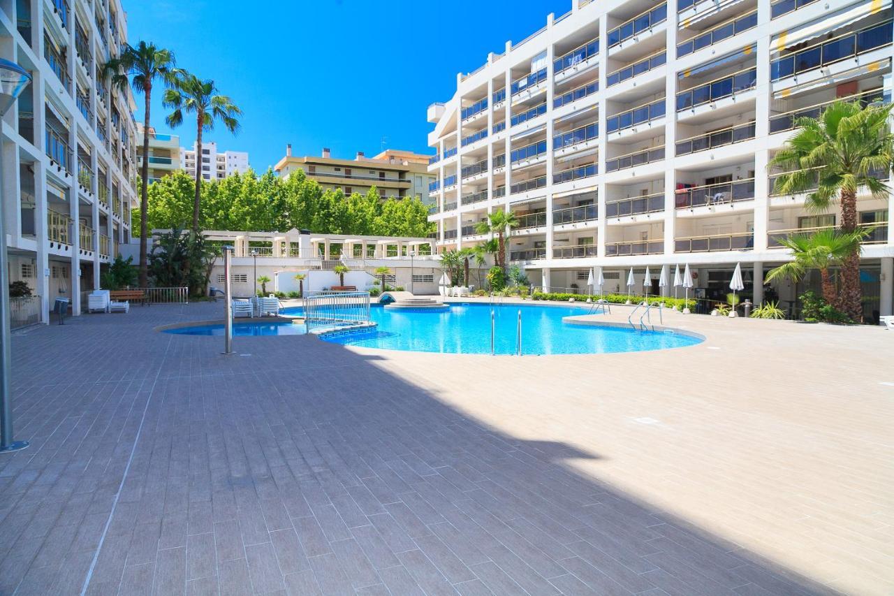 Uhc Michelangelo Apartments Salou Esterno foto